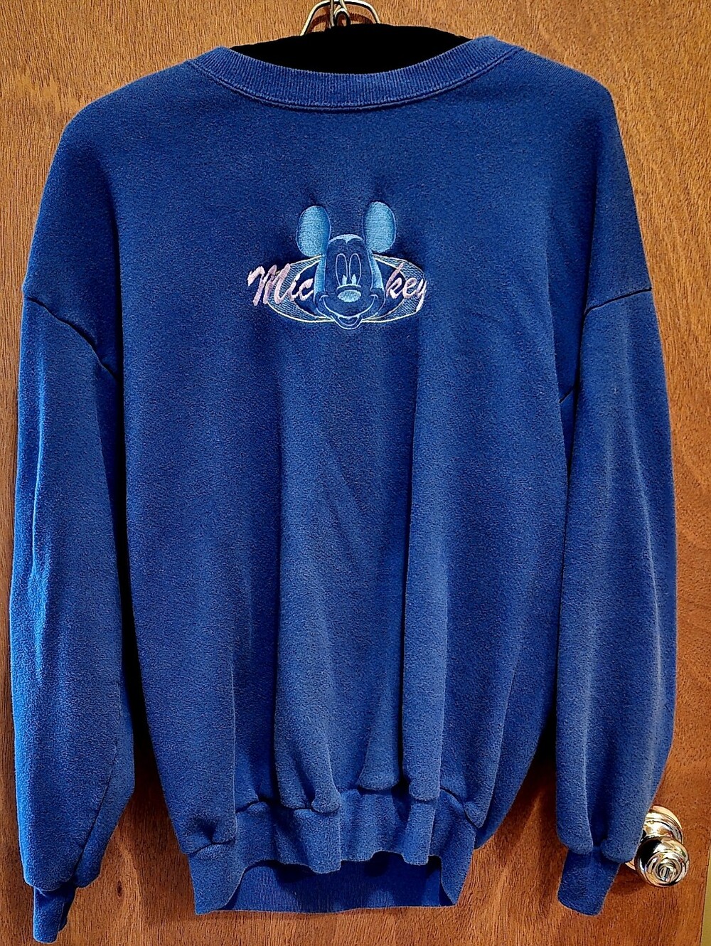 Vintage 90's Disney Mickey Unlimited Patch Logo Navy Crewneck Sweatshirt